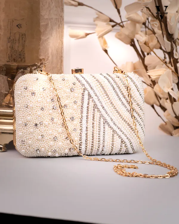 Lyra_Pearl_Shimmer_Clutch